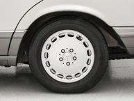 CMC - 1992 Mercedes-Benz 500E - WDB1240361B872073 - Studio